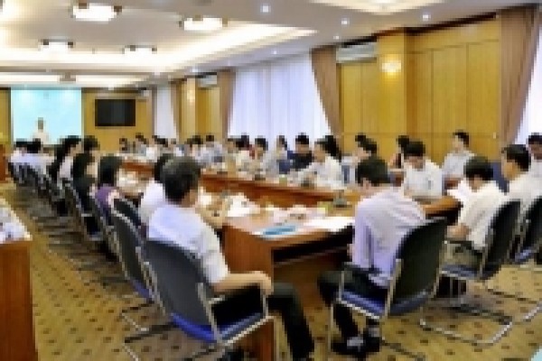 Nguyễn Huy Phòng. Vai trò của văn hóa công sở với sự …