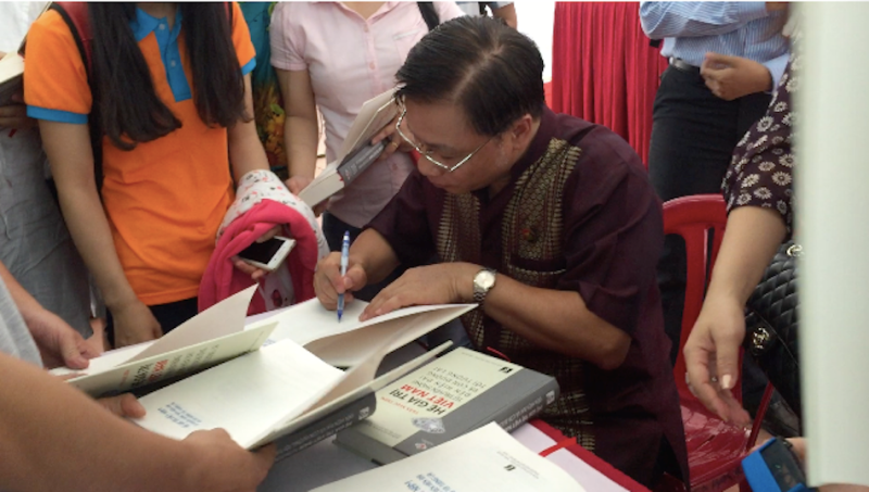 20160325 Ra mat HGT 24