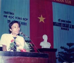 Trưởng BM Châu Á học-2002