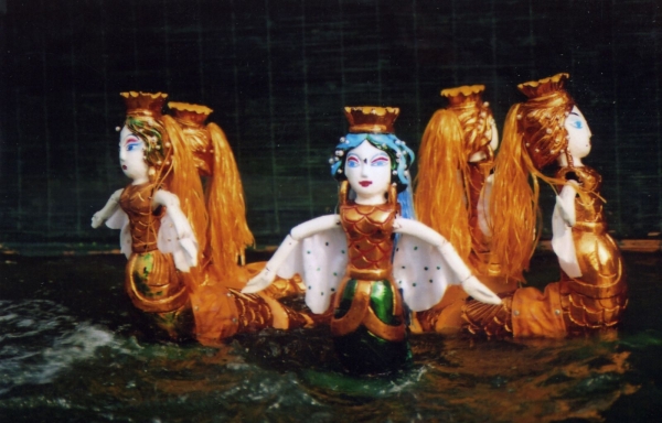 Rối nước VN được đ&aacute;nh gi&aacute; cao tại Li&ecirc;n hoan M&uacute;a rối quốc tế