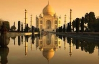 Tahir Mahmood. T&ocirc;n gi&aacute;o v&agrave; Luật ph&aacute;p ở Ấn Độ