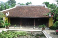 Nguyễn Thượng Hỷ. Nh&agrave; l&aacute; m&aacute;i ở miền Trung &ndash; Kiến tr&uacute;c sinh th&aacute;i