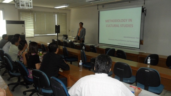 Giảng dạy v&agrave; l&agrave;m việc tại ĐH Silpakon (Th&aacute;i Lan)