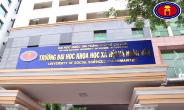 Ph&aacute;t h&agrave;nh phim giới thiệu về Trường