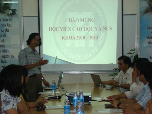 Buổi gặp mặt Học vi&ecirc;n cao học v&agrave; Nghi&ecirc;n cứu sinh Kh&oacute;a 2010