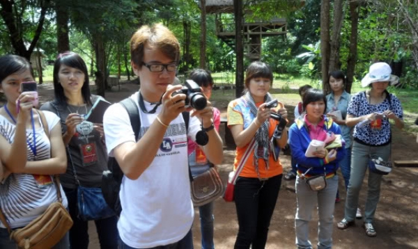 Thực tập tại L&agrave;o