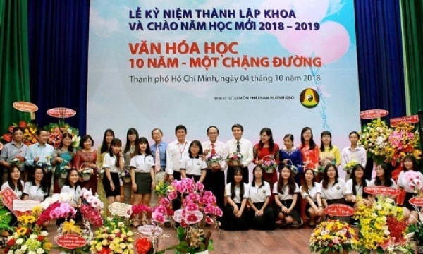 Khoa Văn h&oacute;a học kỷ niệm 10 năm th&agrave;nh lập